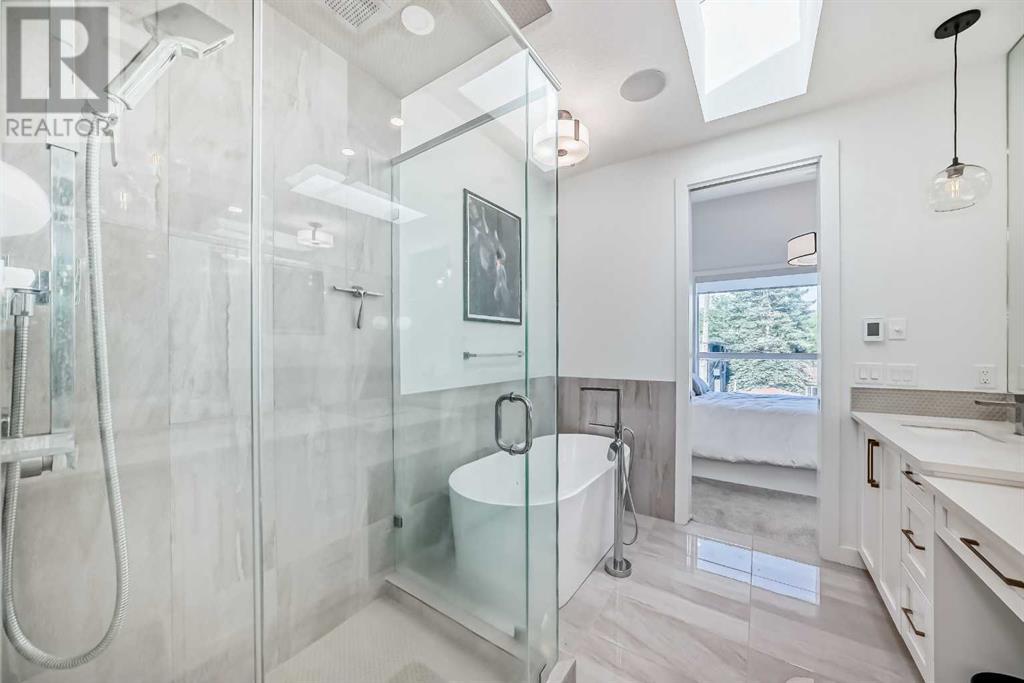 Single Family House for Sale in    Street SW Shaganappi Calgary 