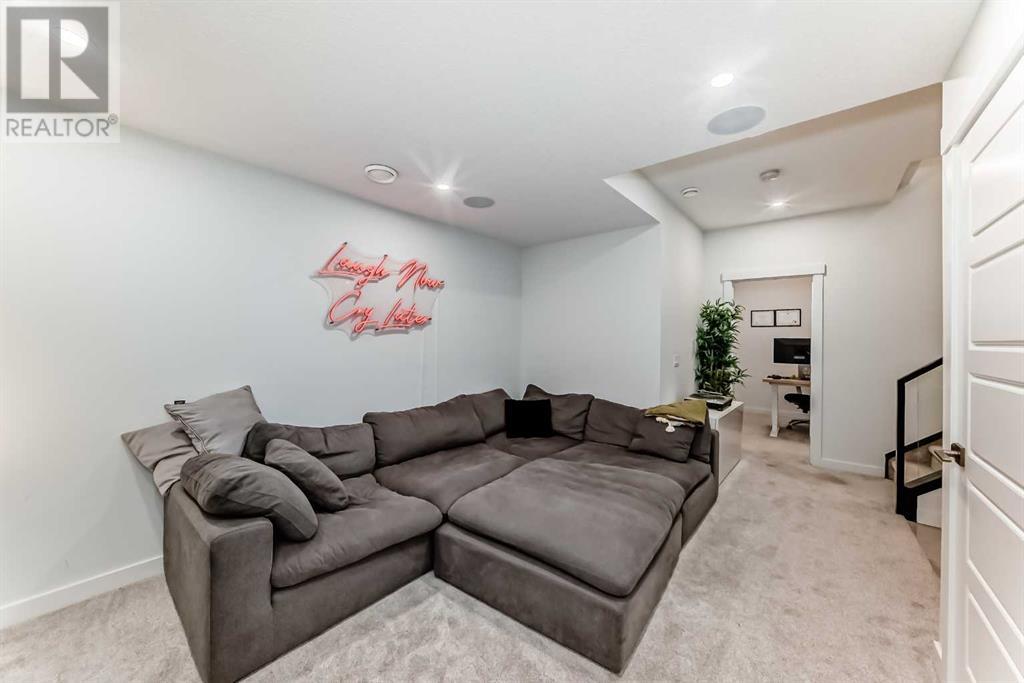 Single Family House for Sale in    Street SW Shaganappi Calgary 