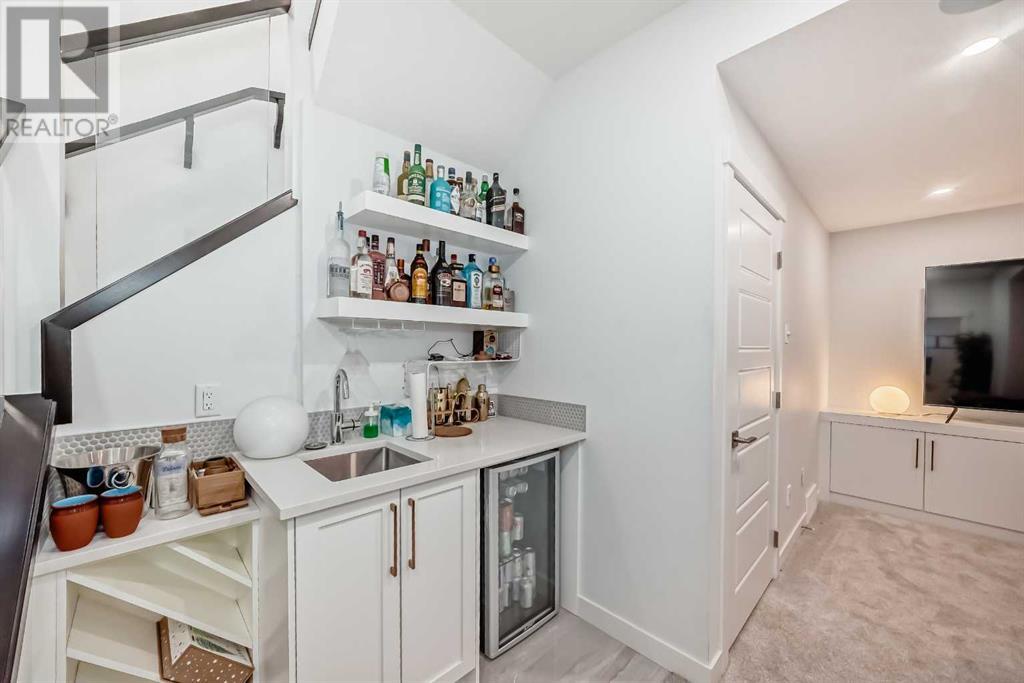 Single Family House for Sale in    Street SW Shaganappi Calgary 