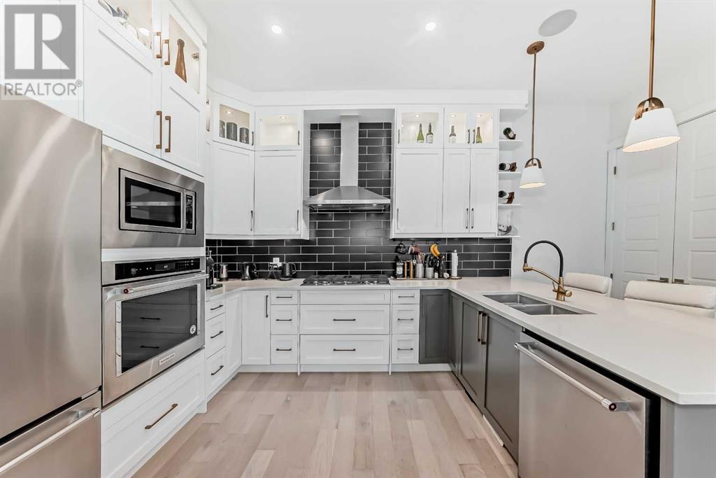 Single Family House for Sale in    Street SW Shaganappi Calgary 