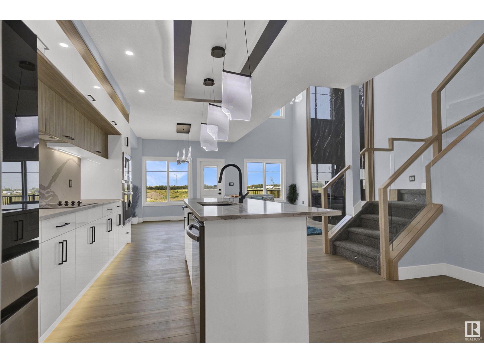Photo 37 of 2020 155 Av Nw, Edmonton AB