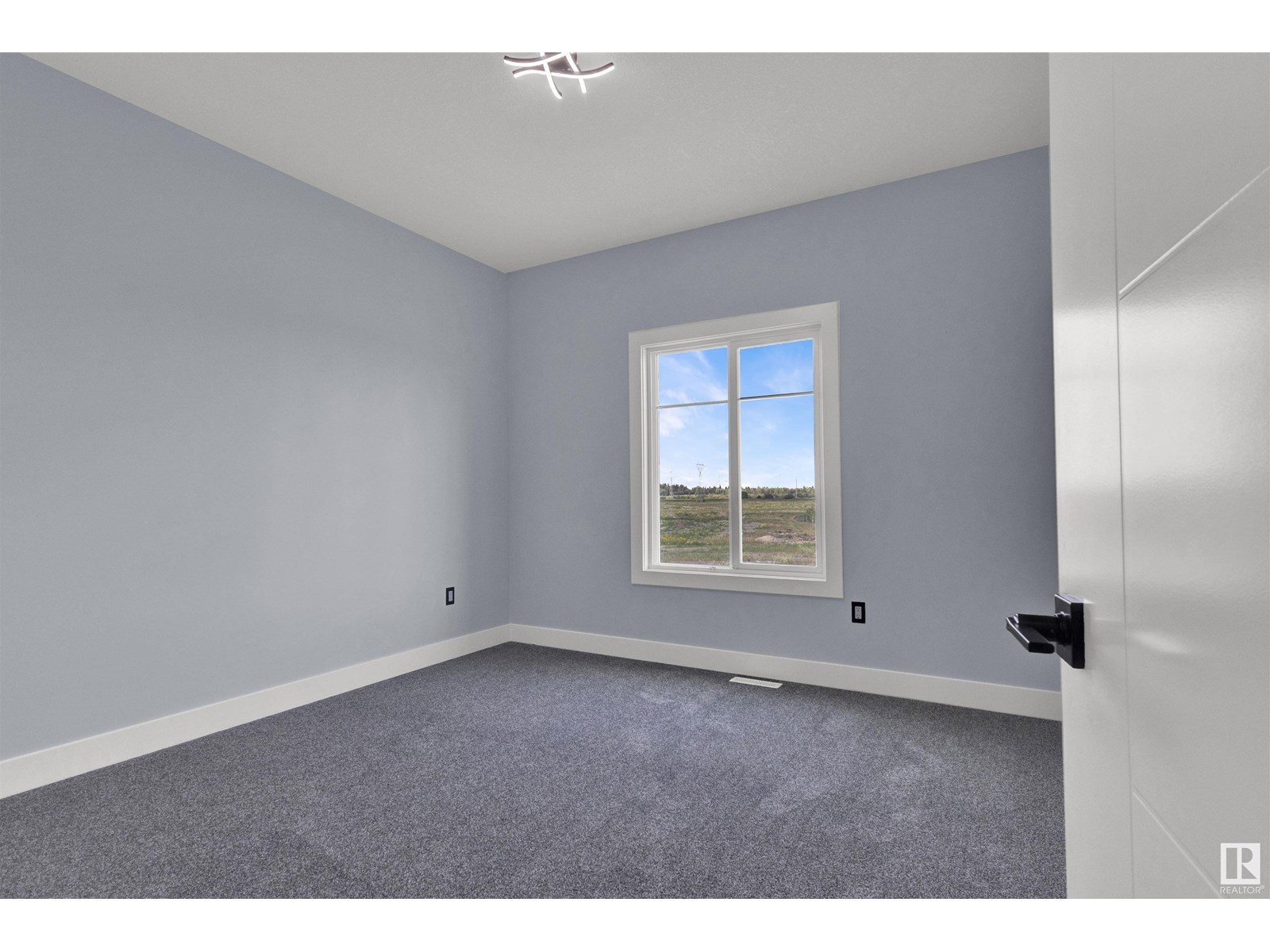 Photo 52 of 2020 155 Av Nw, Edmonton AB