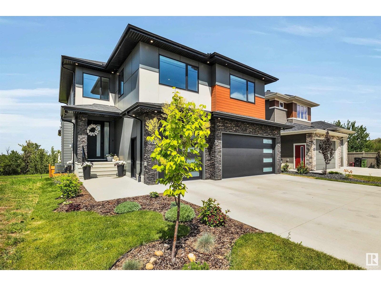 Photo 4 of 1293 Peregrine Tc Nw, Edmonton AB
