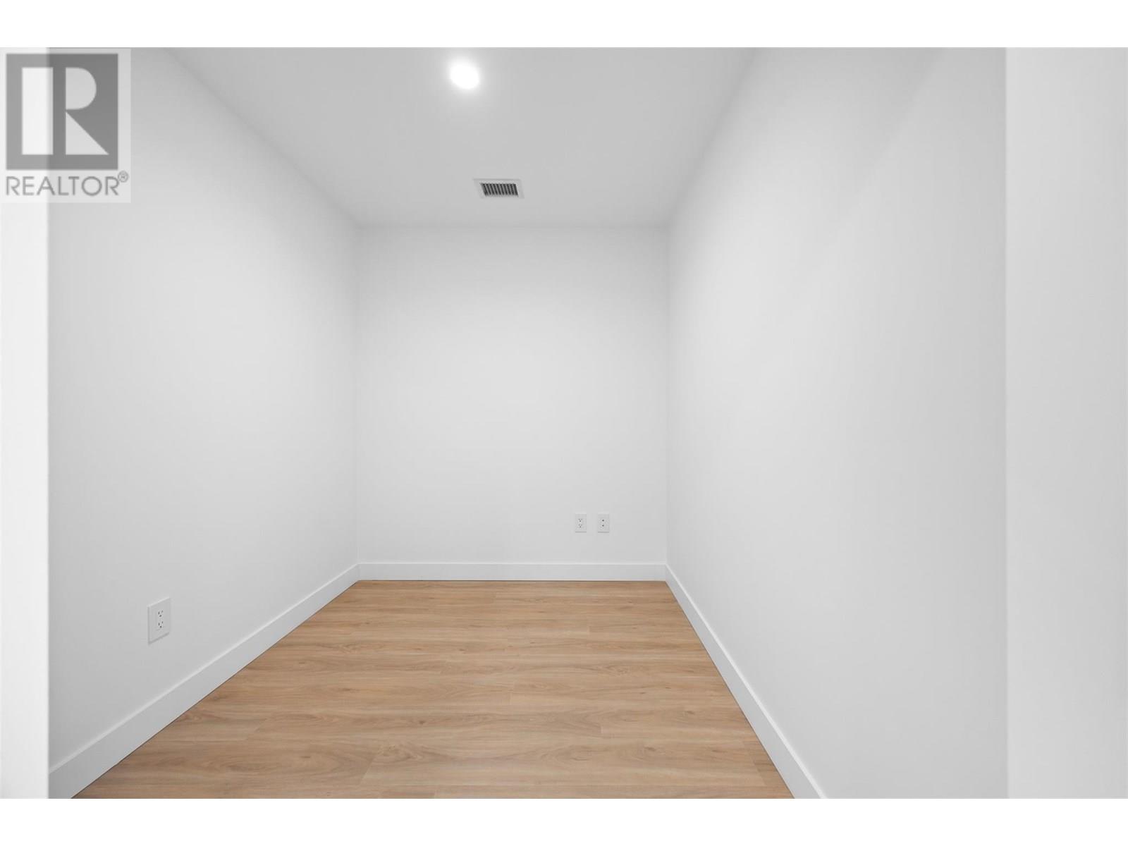 Photo 22 of 238 Leon Avenue Unit 1403, Kelowna BC