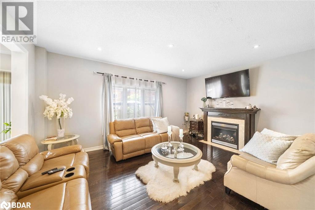 Photo 25 of 1426 Kellough Street, Innisfil ON