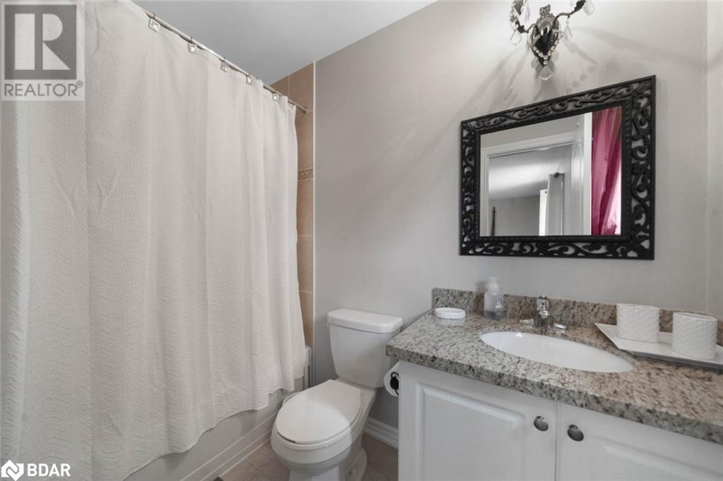 Photo 33 of 1426 Kellough Street, Innisfil ON