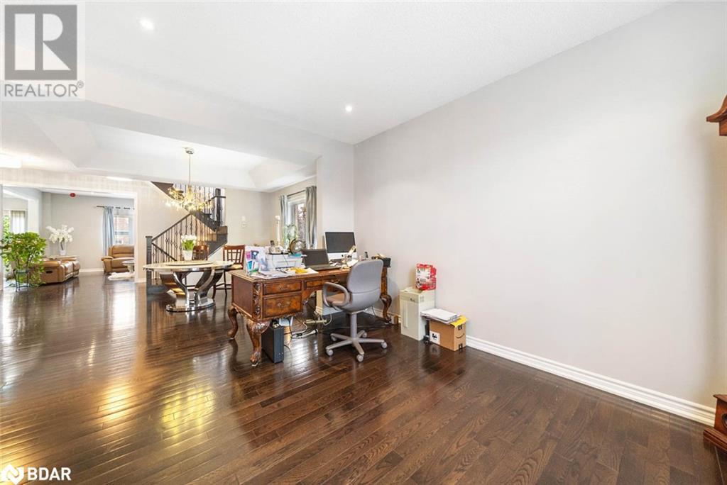 Photo 16 of 1426 Kellough Street, Innisfil ON
