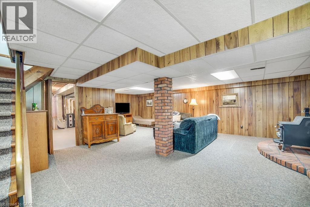 Photo 2 of 881 Kings Row, Dunnville ON