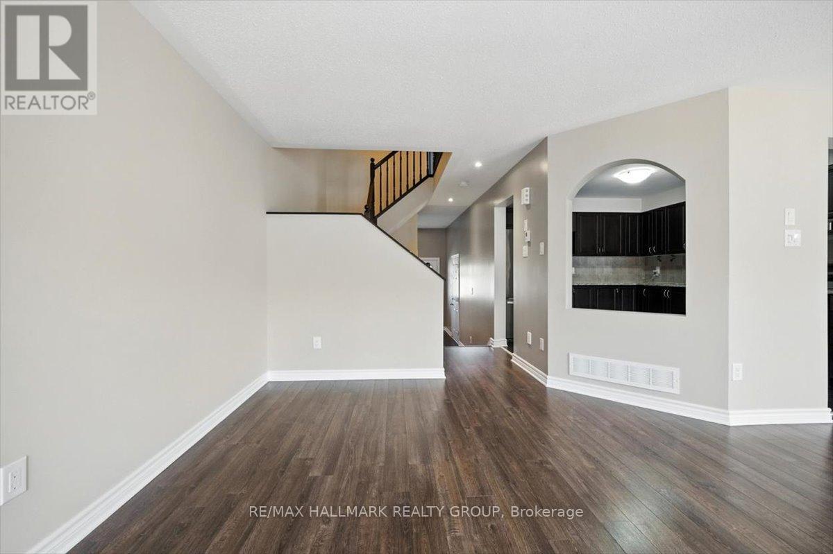 Photo 16 of 226 Gerry Lalonde Drive, Ottawa ON