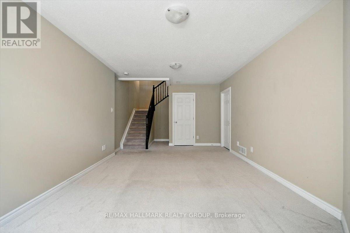 Photo 32 of 226 Gerry Lalonde Drive, Ottawa ON