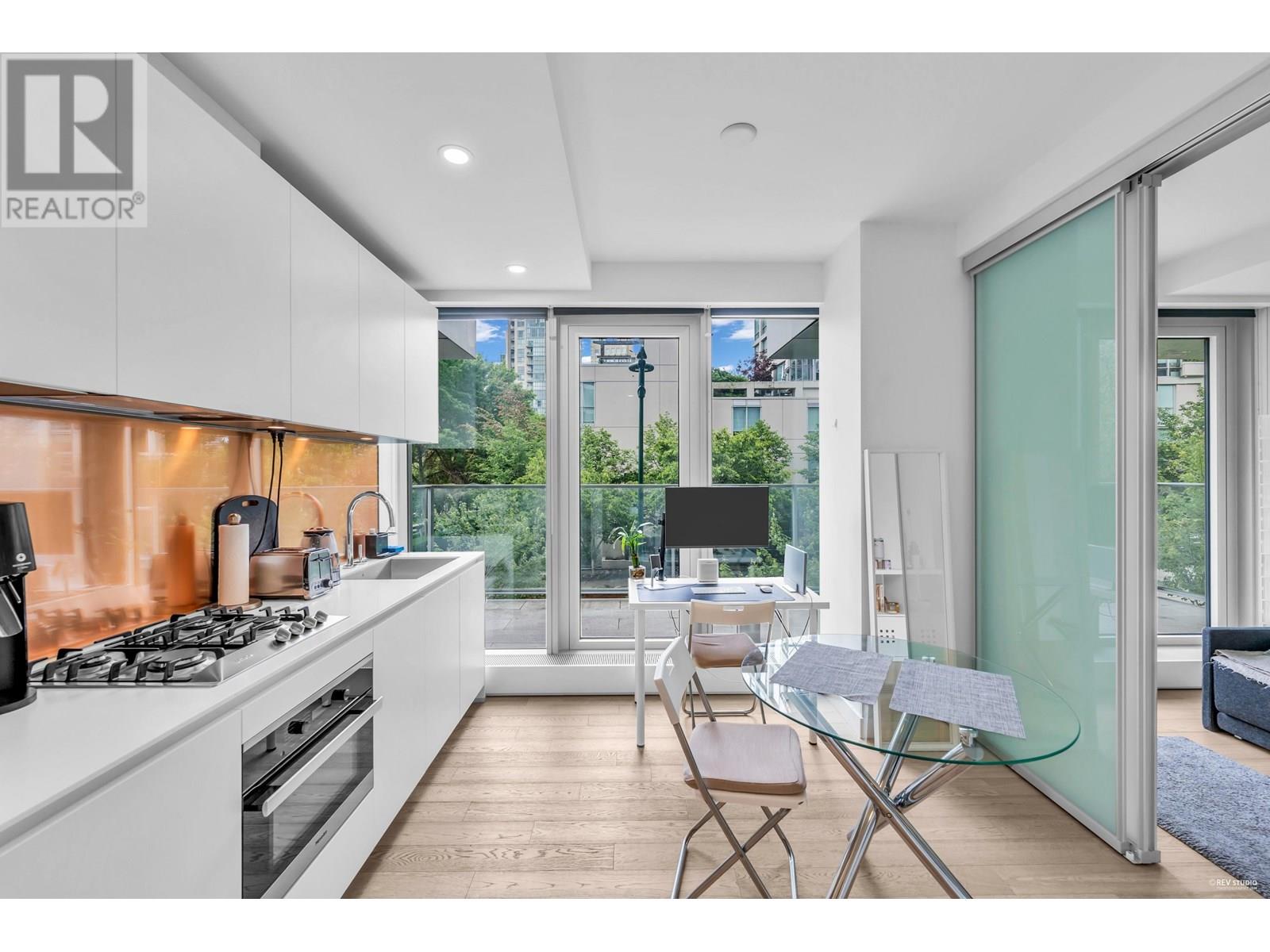 Photo 17 of 303 1480 Howe Street, Vancouver BC