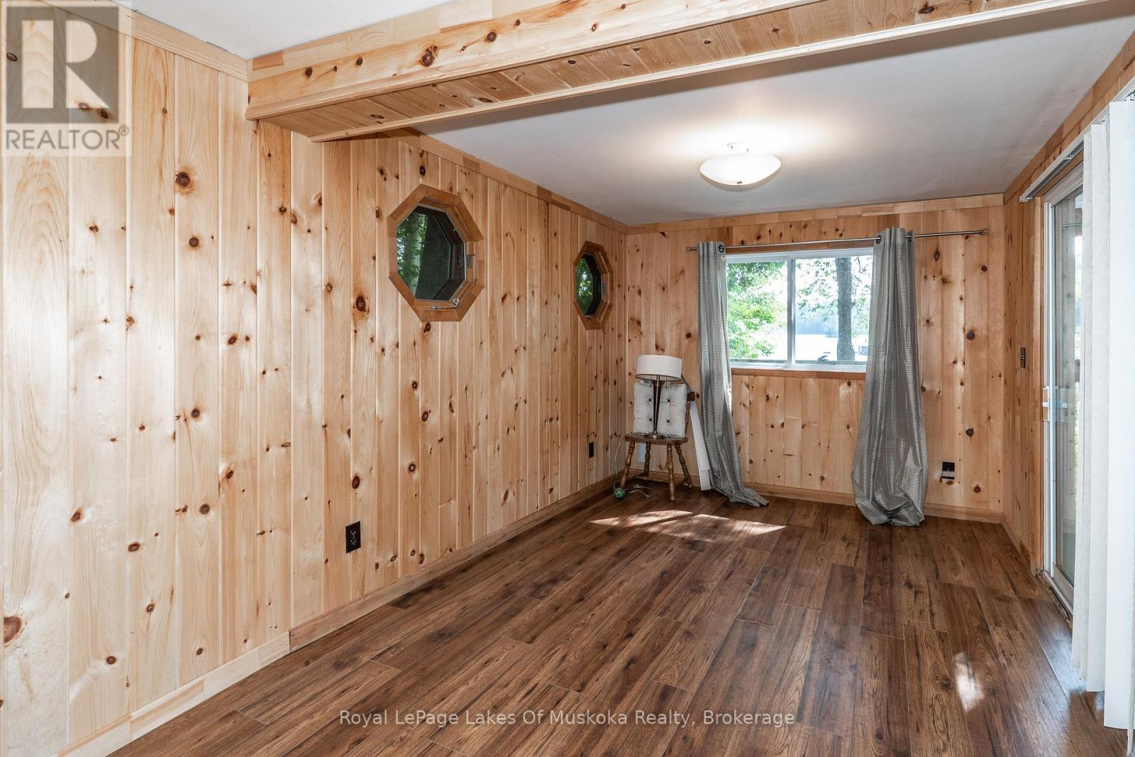 Photo 10 of 1024 1025 White Pines Road, Lake Of Bays ON