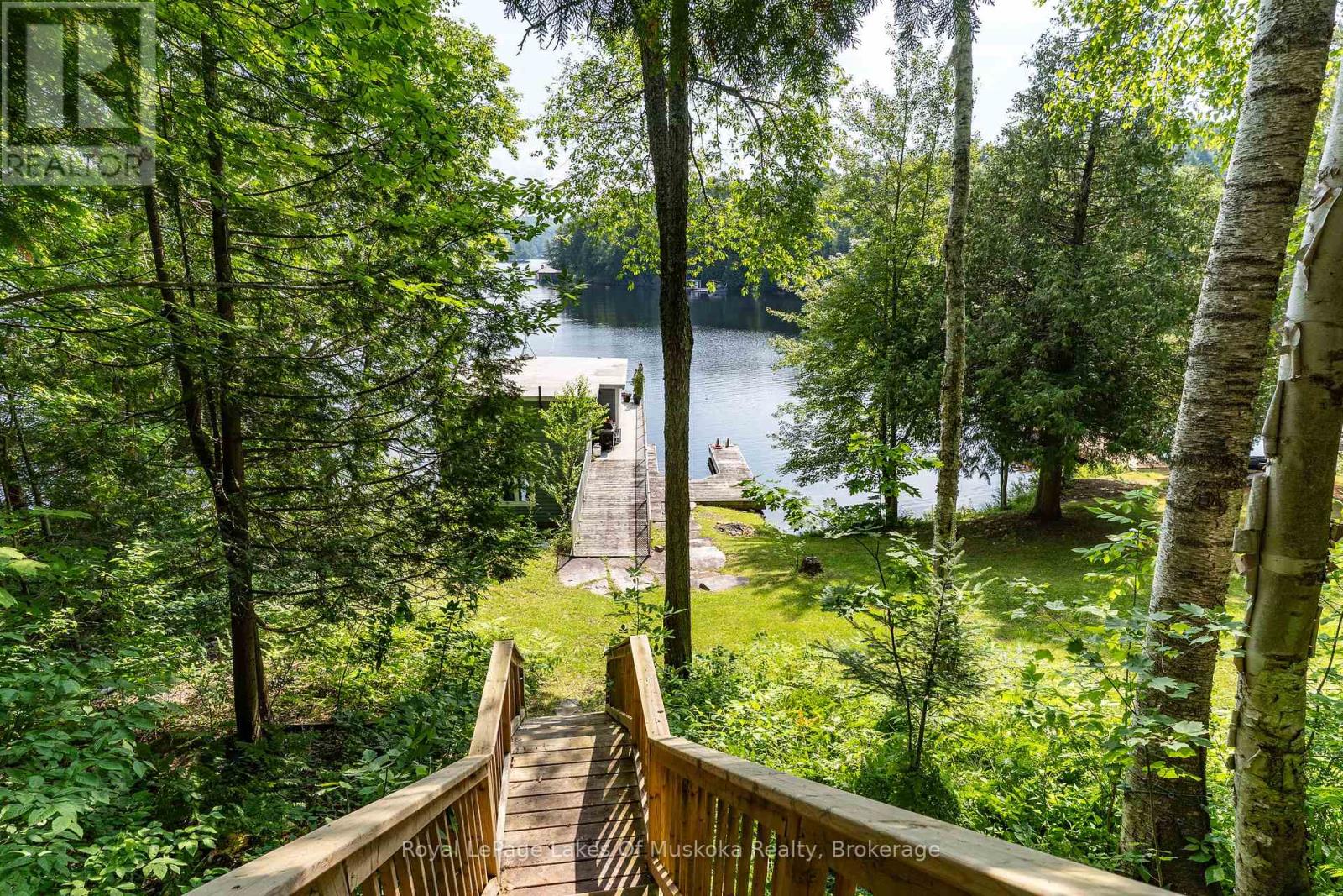 Photo 19 of 1024 1025 White Pines Road, Lake Of Bays ON