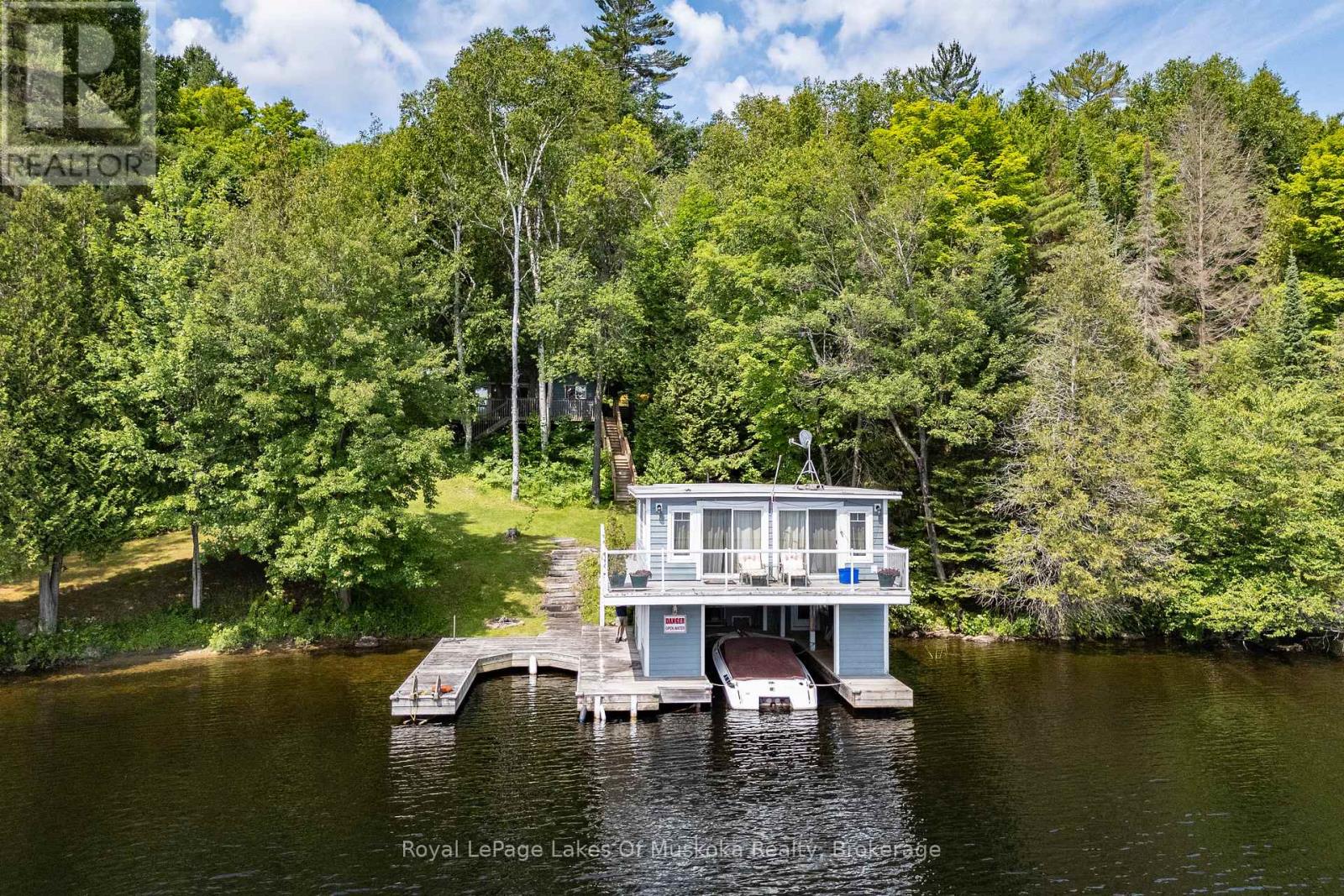 Photo 44 of 1024 1025 White Pines Road, Lake Of Bays ON