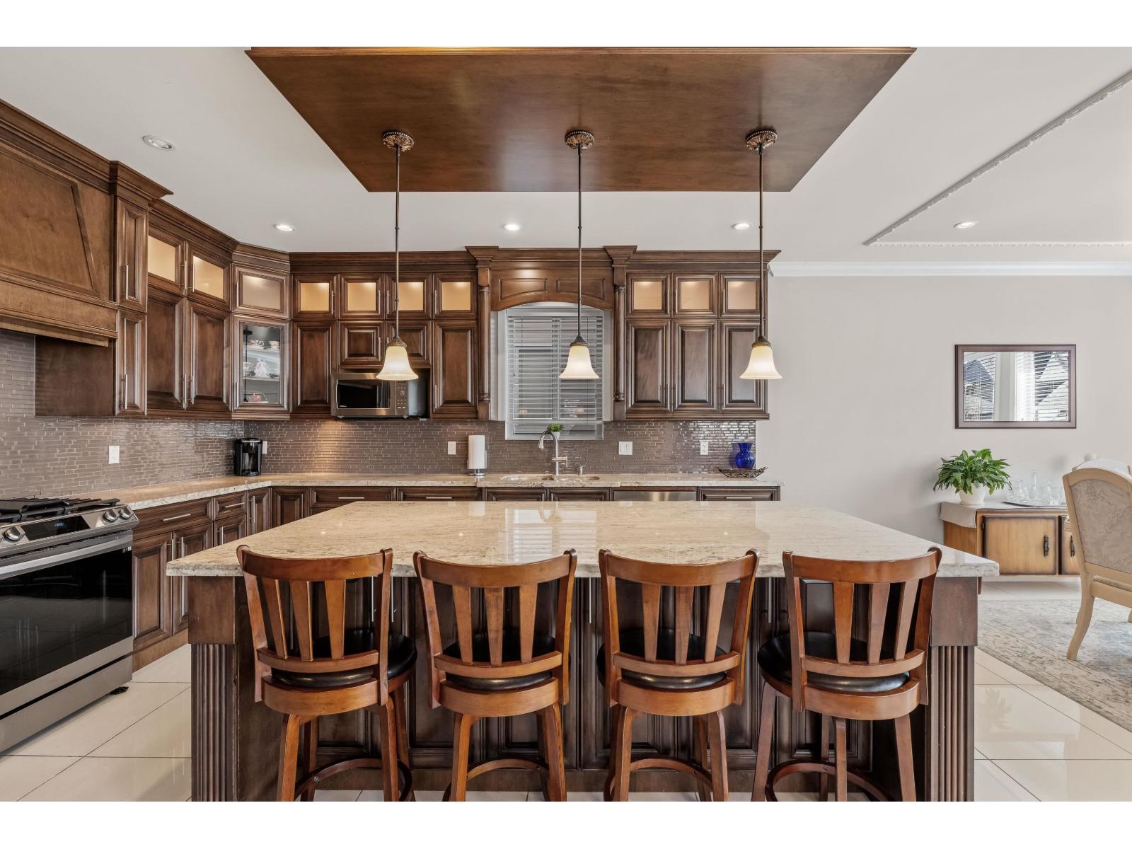 Photo 11 of 7326 199 Street, Langley BC