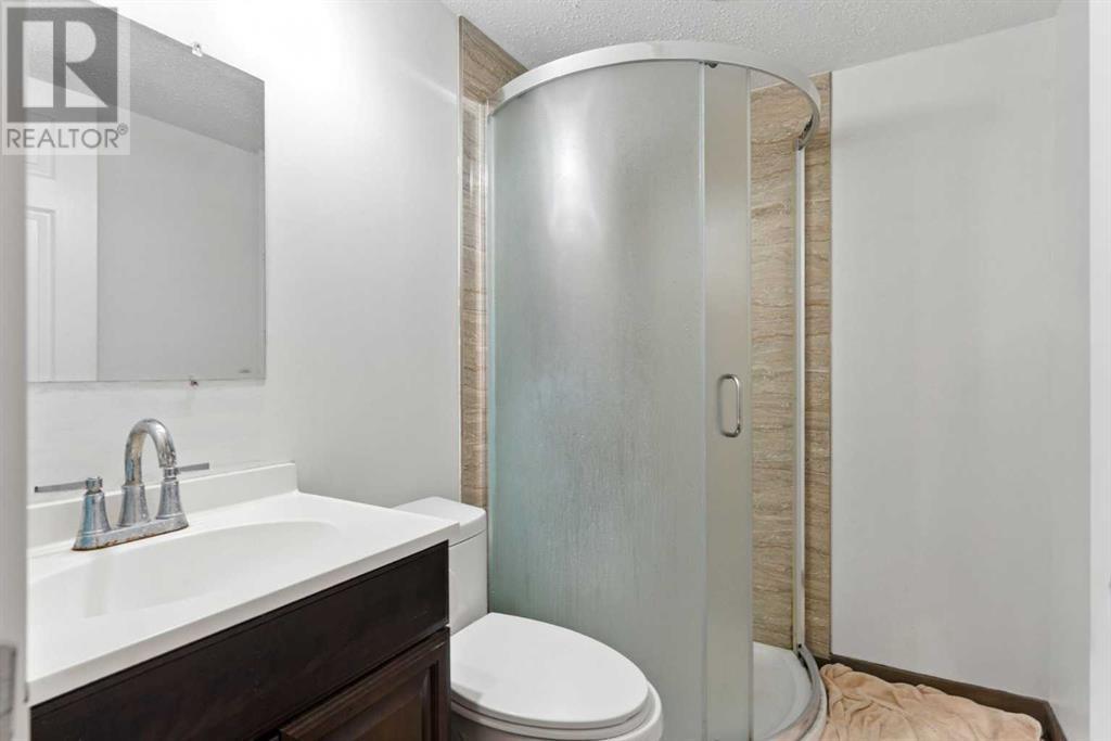 Single Family House for Sale in  Covemeadow Close NE Coventry Hills Calgary 