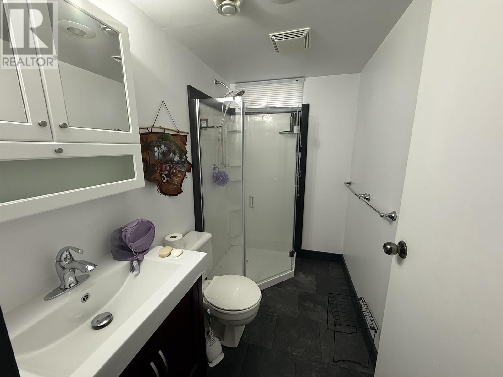 Photo 12 of 9527 112 Avenue, Fort St John BC