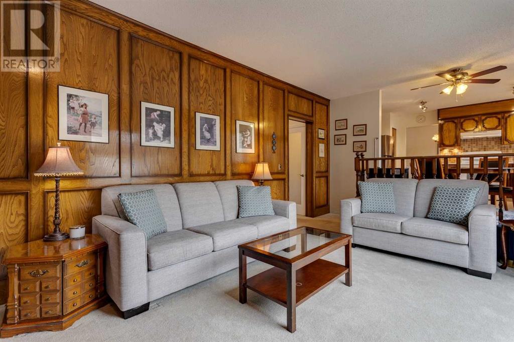 Single Family House 3 Level for Sale in  Silver Springs Road NW Silver Springs Calgary 
