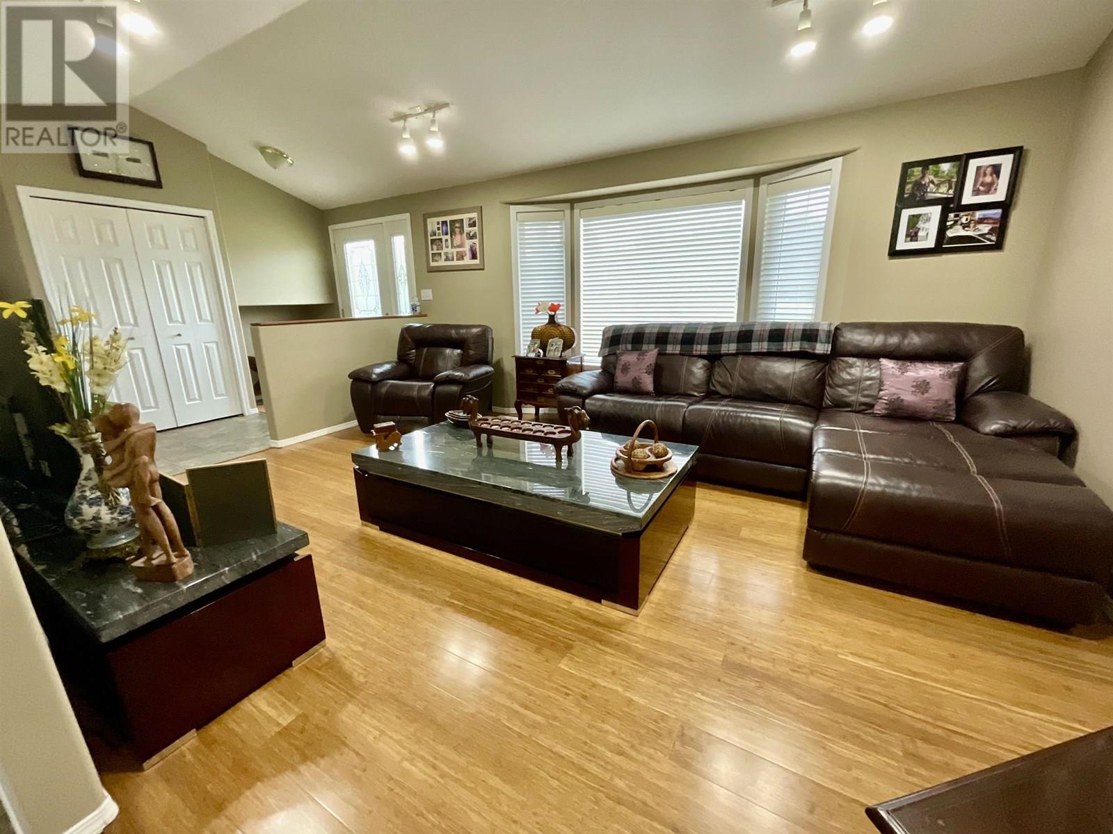 2802 OTTER ROAD, Quesnel