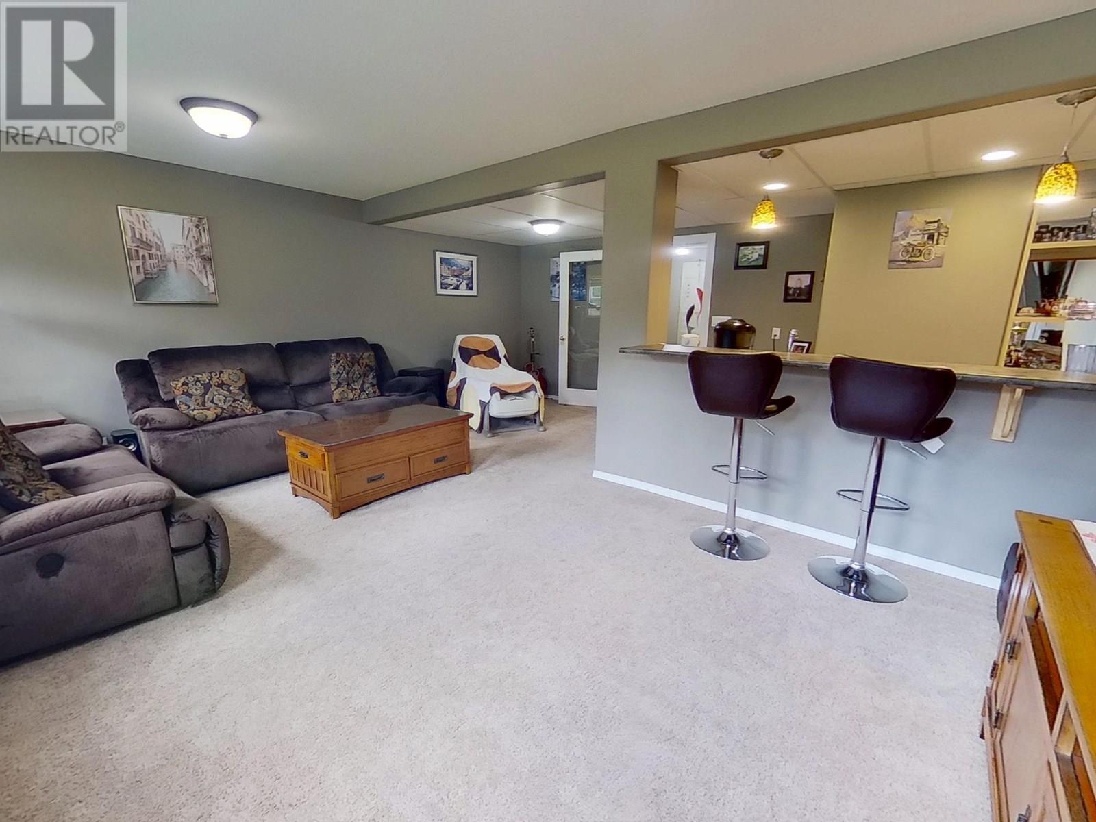 2802 OTTER ROAD, Quesnel