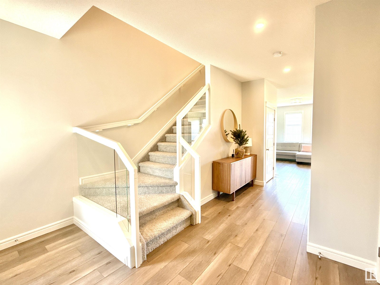 Photo 30 of 17520 49 St Nw, Edmonton AB