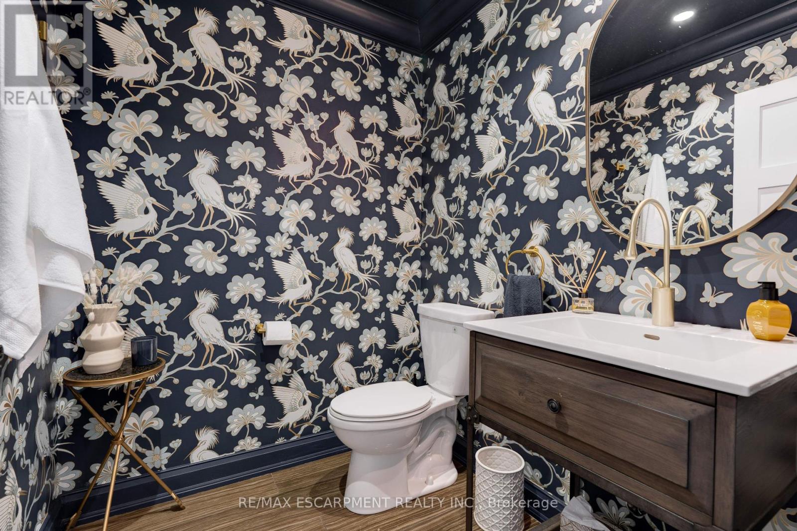 Photo 13 of 640 George Street, Burlington ON