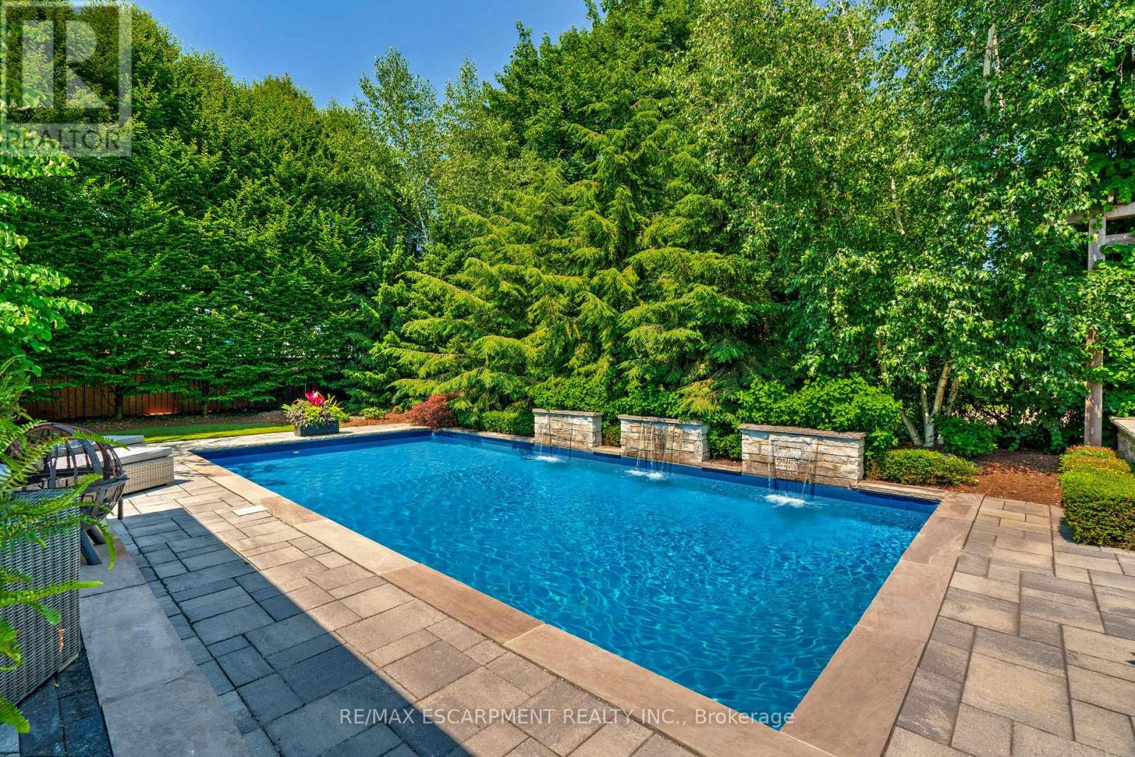 Photo 38 of 640 George Street, Burlington ON