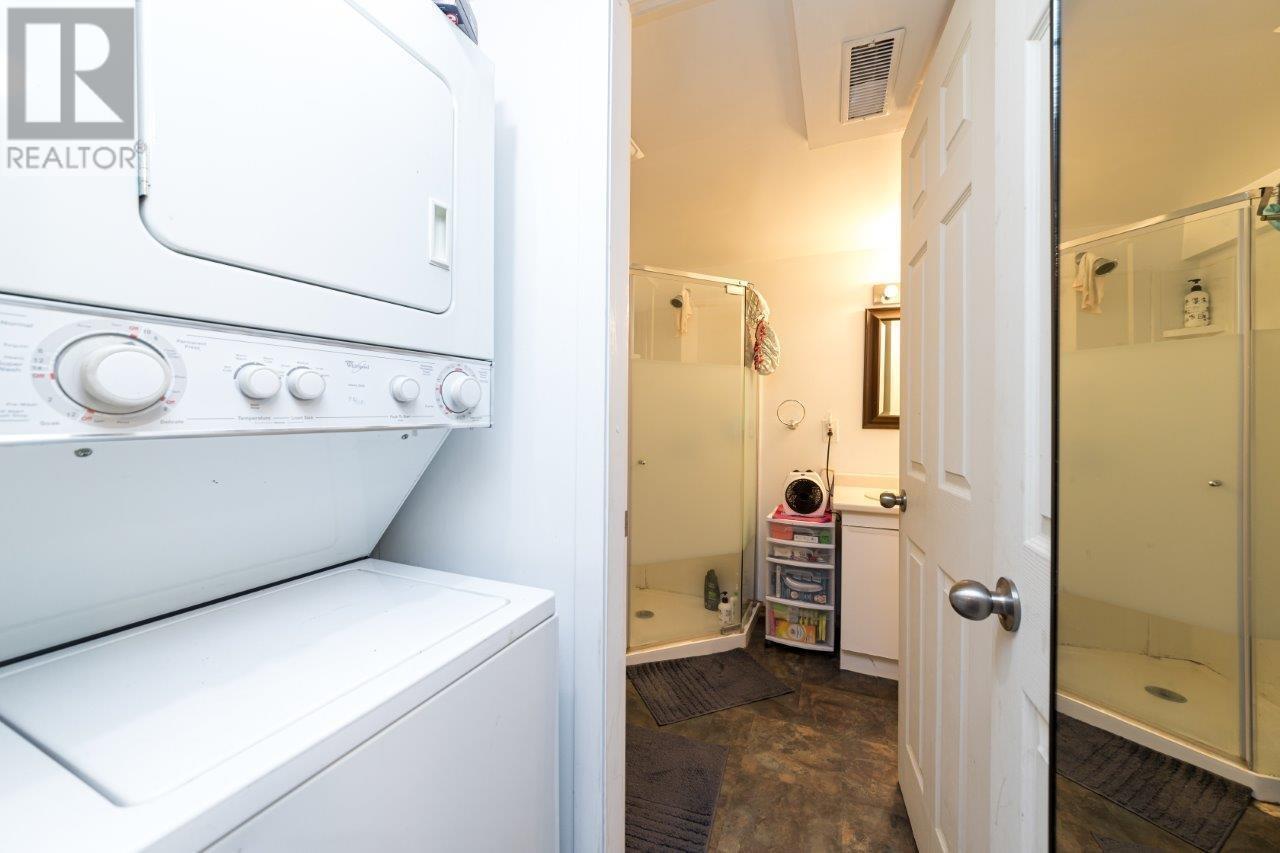 Photo 9 of 320 Holmes Street, New Westminster BC