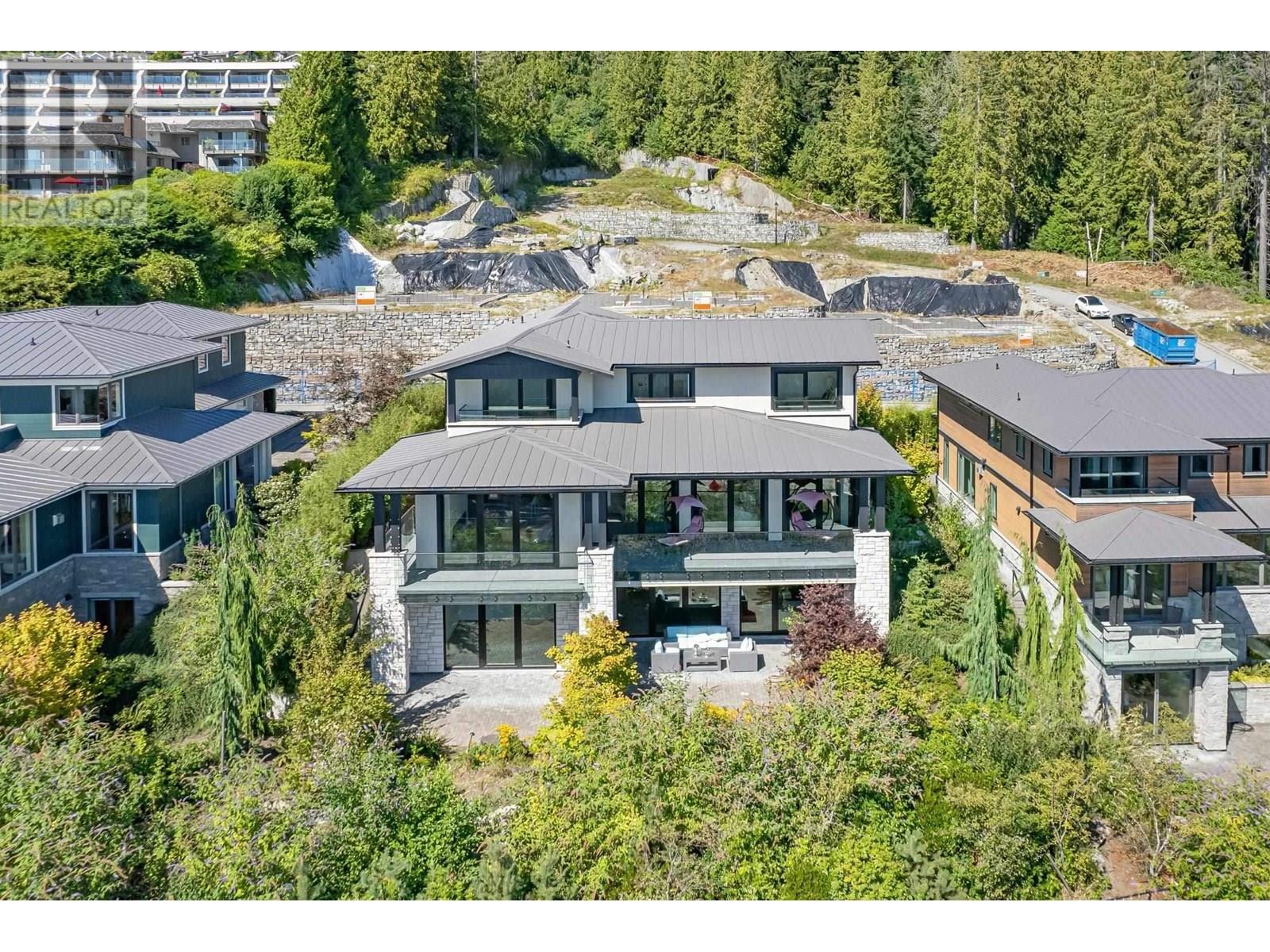 Photo 40 of 2111 Union Court, West Vancouver BC