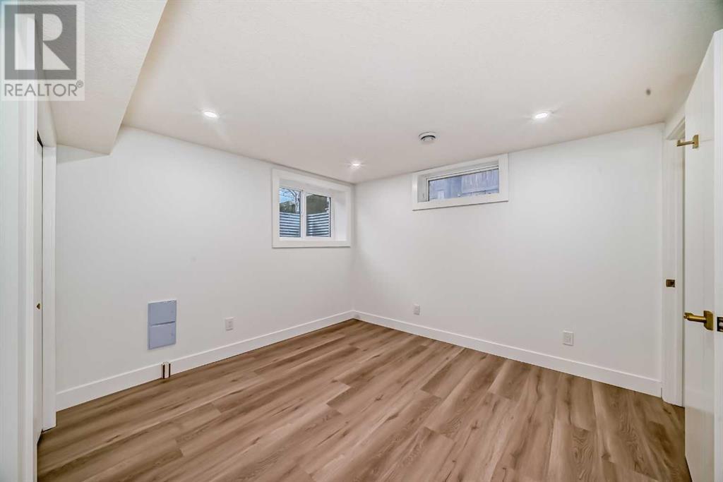 Single Family House Bungalow for Sale in  Huntbourne Hill NE Huntington Hills Calgary 