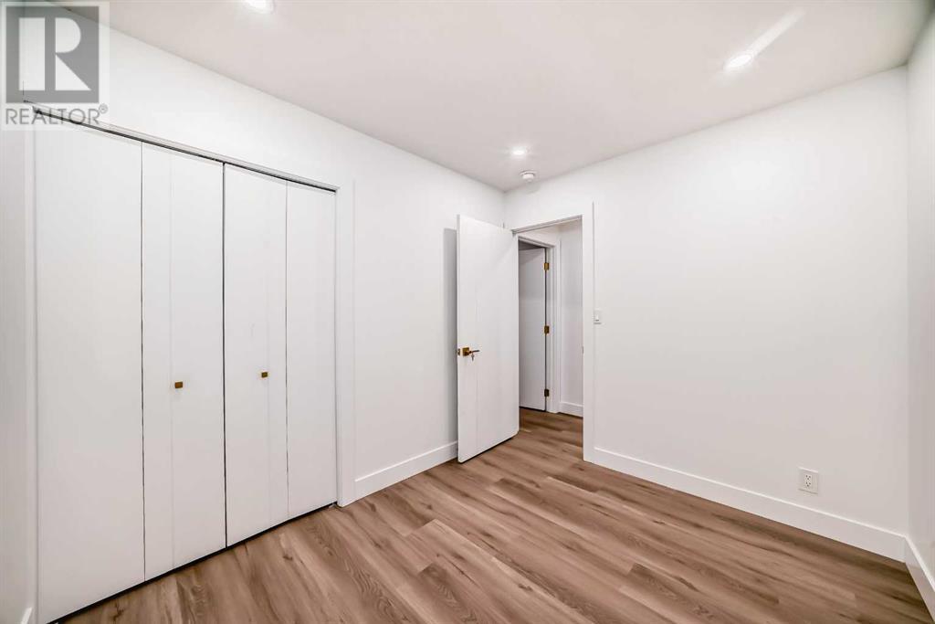 Single Family House Bungalow for Sale in  Huntbourne Hill NE Huntington Hills Calgary 
