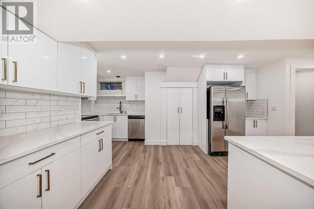 Single Family House Bungalow for Sale in  Huntbourne Hill NE Huntington Hills Calgary 
