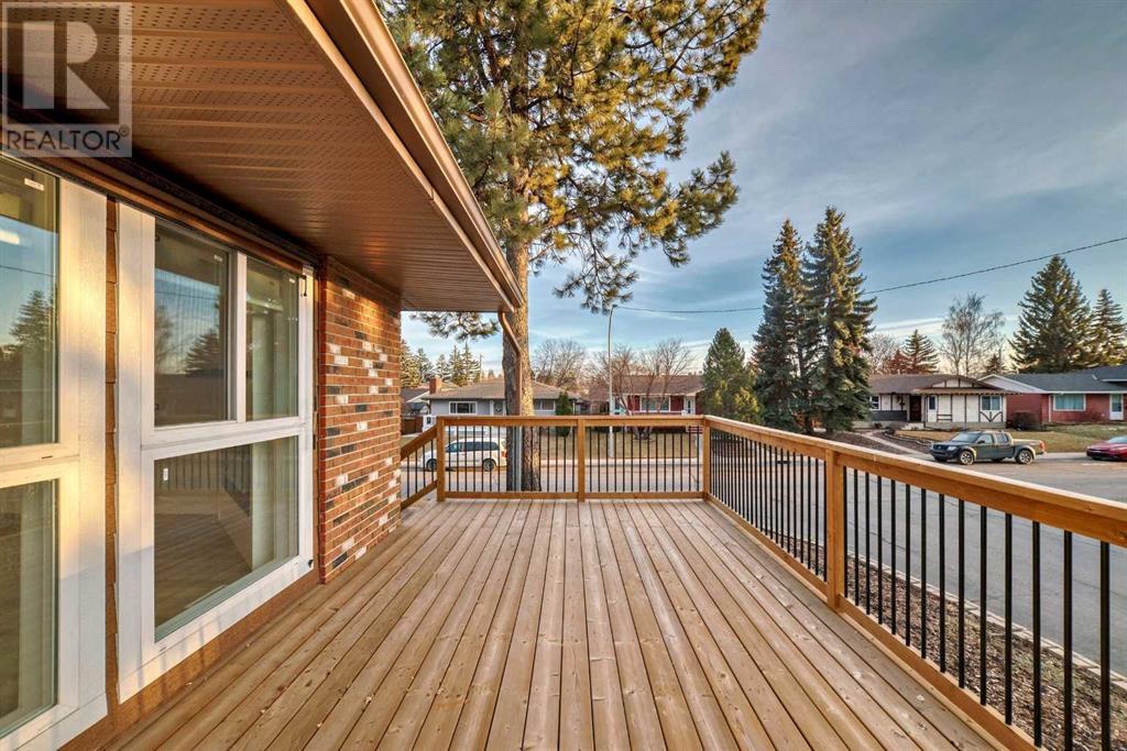 Single Family House Bungalow for Sale in  Huntbourne Hill NE Huntington Hills Calgary 