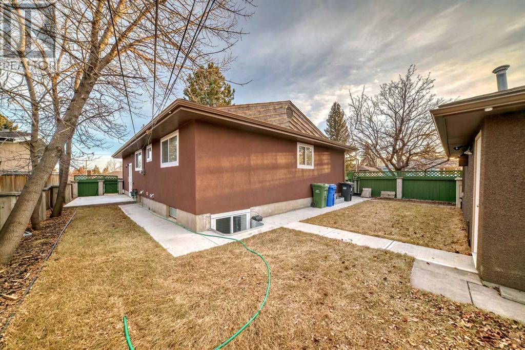 Single Family House Bungalow for Sale in  Huntbourne Hill NE Huntington Hills Calgary 