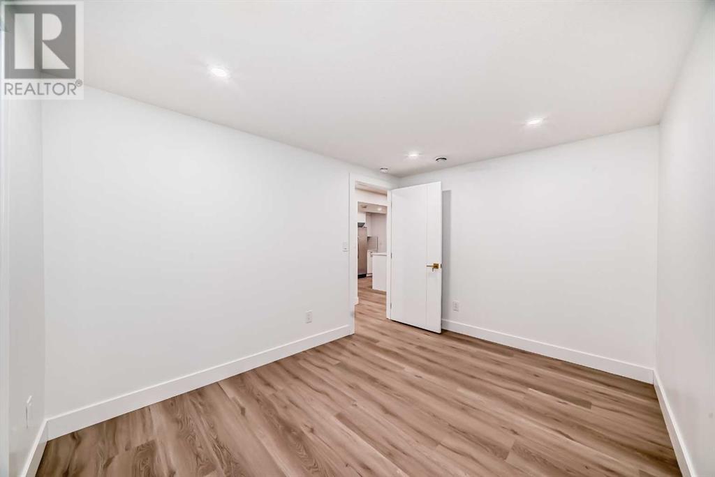 Single Family House Bungalow for Sale in  Huntbourne Hill NE Huntington Hills Calgary 