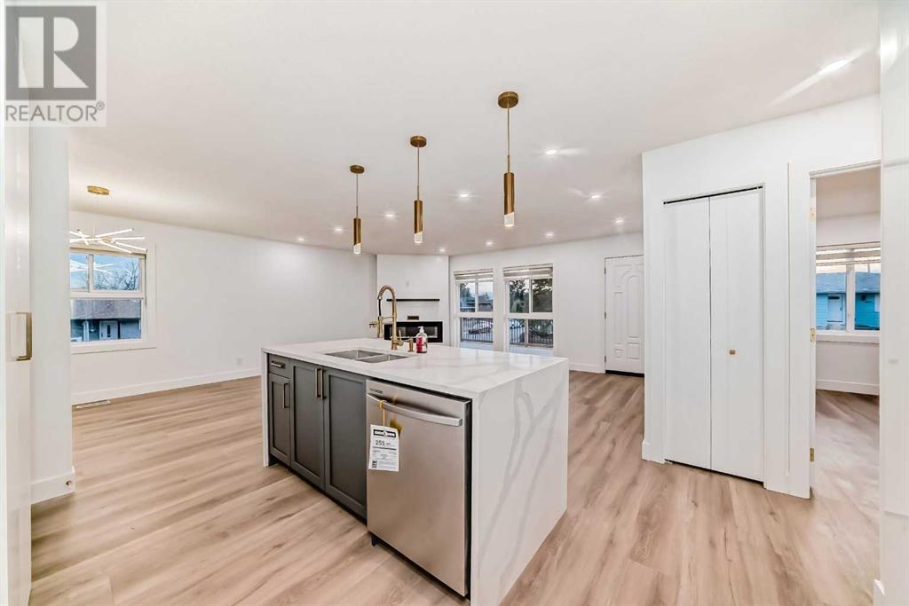 304 Huntbourne Hill NE, Calgary, Alberta