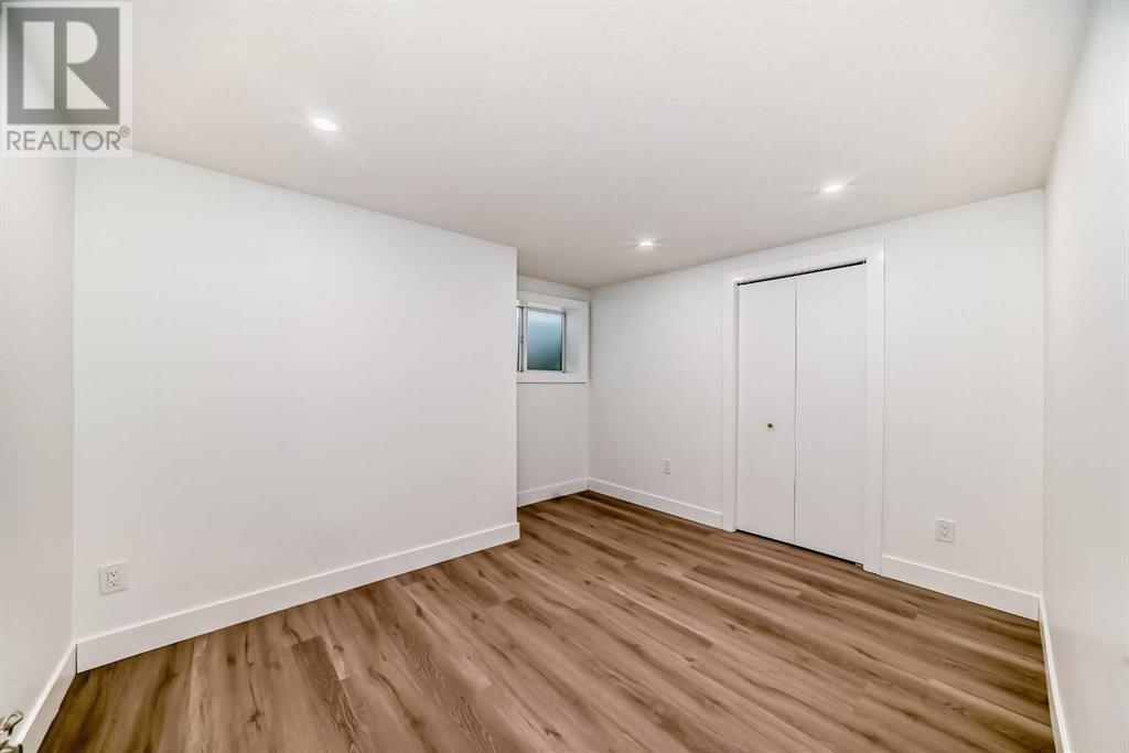 Single Family House Bungalow for Sale in  Huntbourne Hill NE Huntington Hills Calgary 