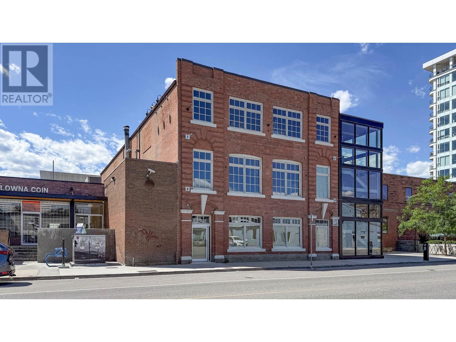 1264 Ellis Street, Kelowna