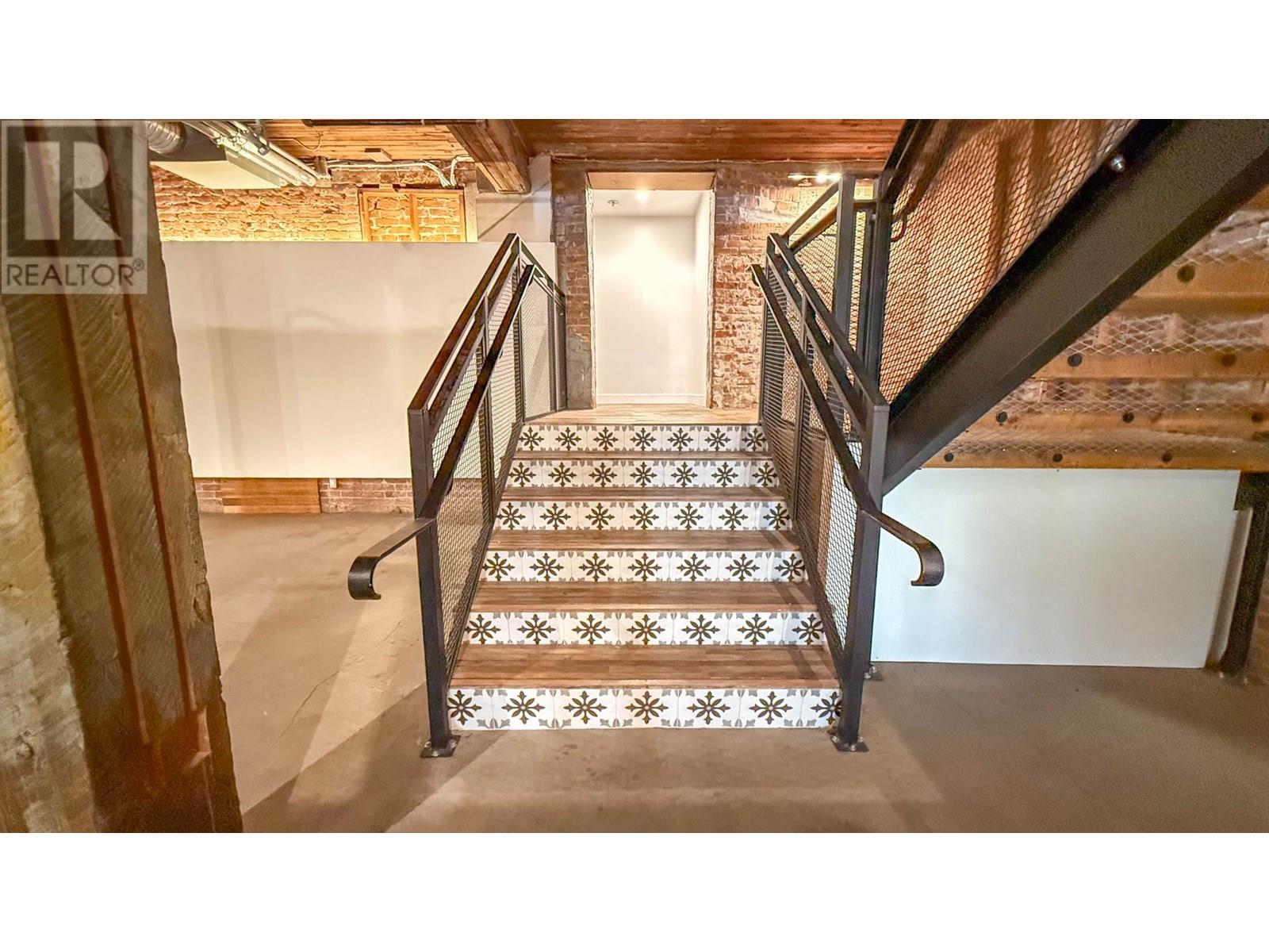 1264 Ellis Street, Kelowna