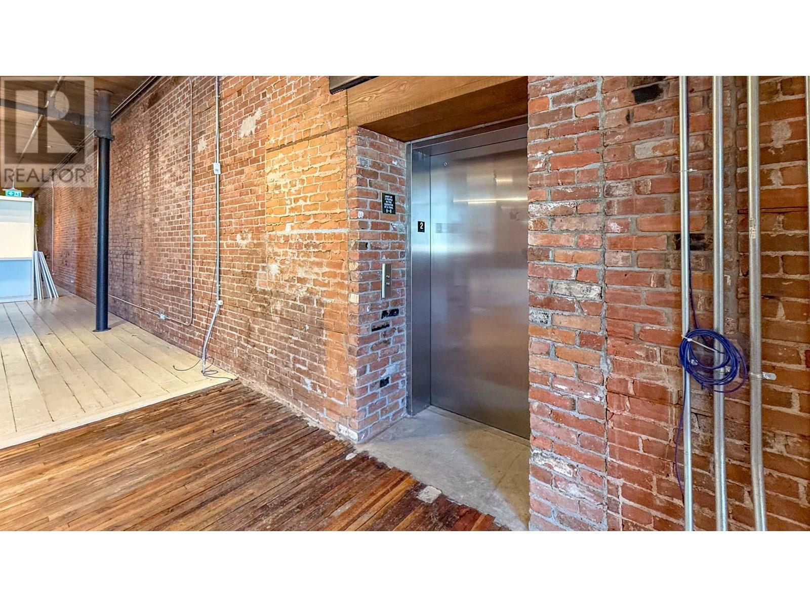 1264 Ellis Street, Kelowna
