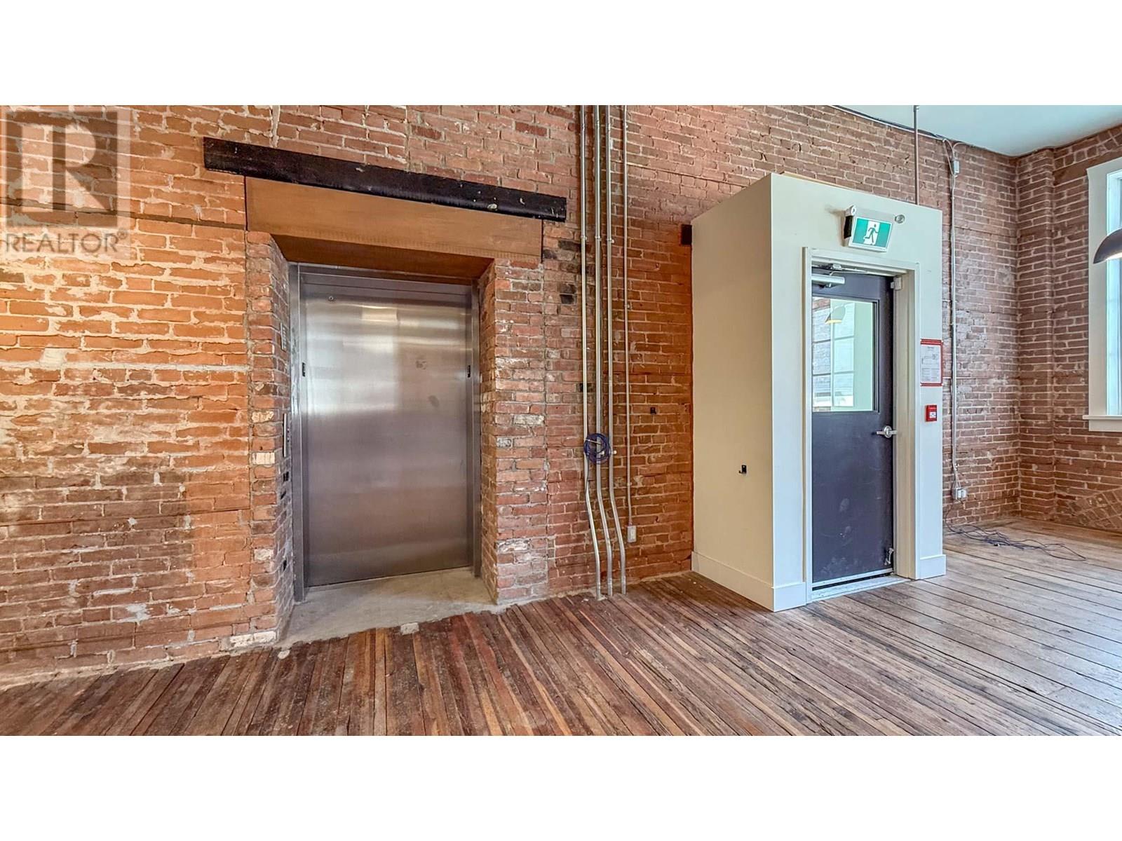 1264 Ellis Street, Kelowna