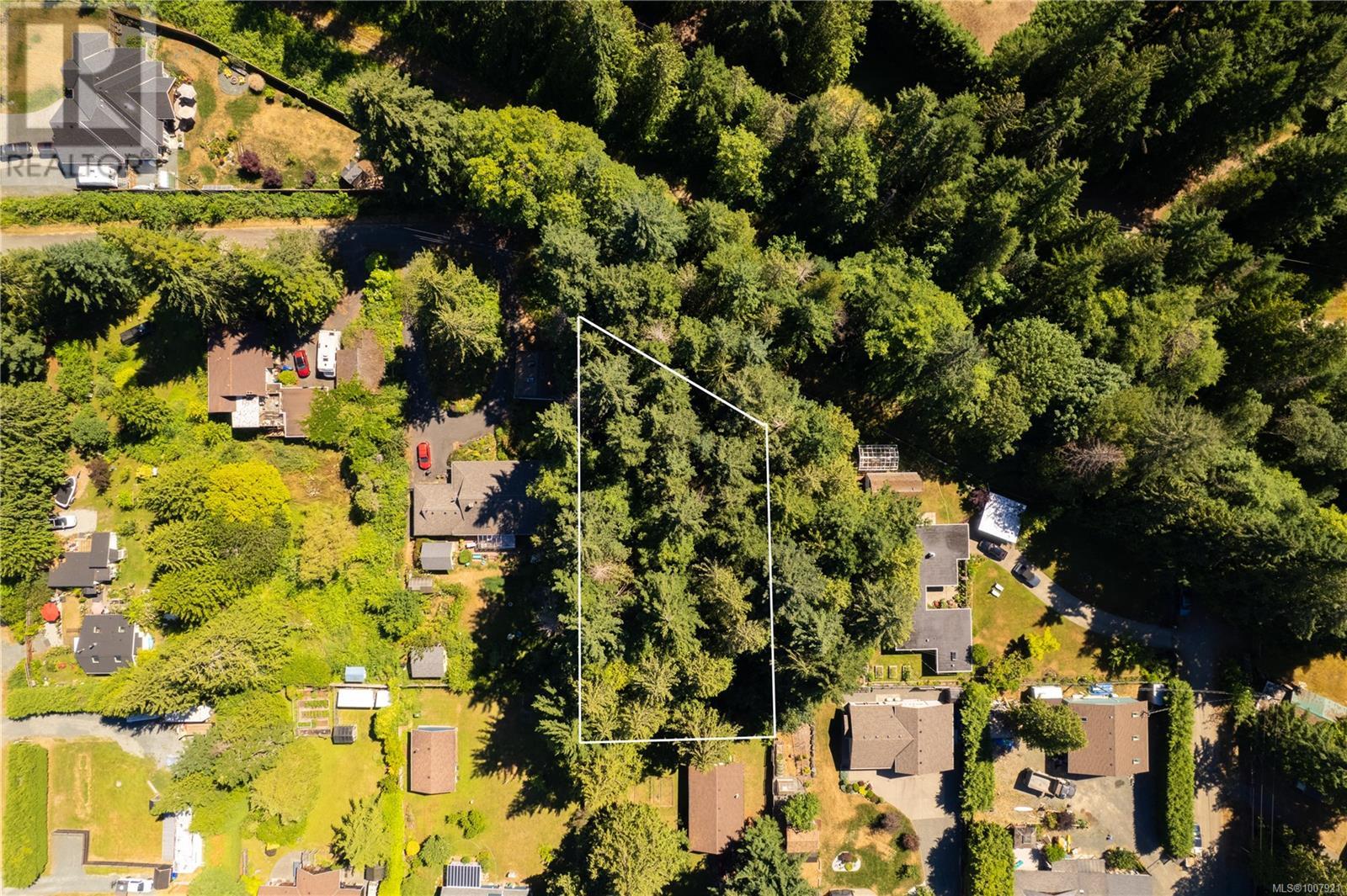 Photo 1 of 1271 Ganske Rd, Qualicum Beach BC