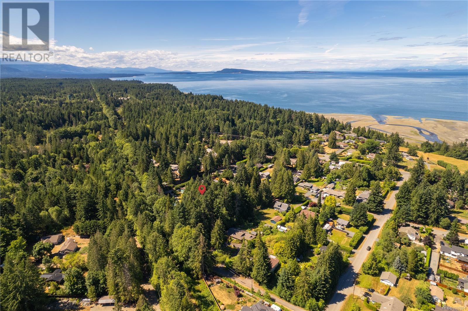 Photo 4 of 1271 Ganske Rd, Qualicum Beach BC