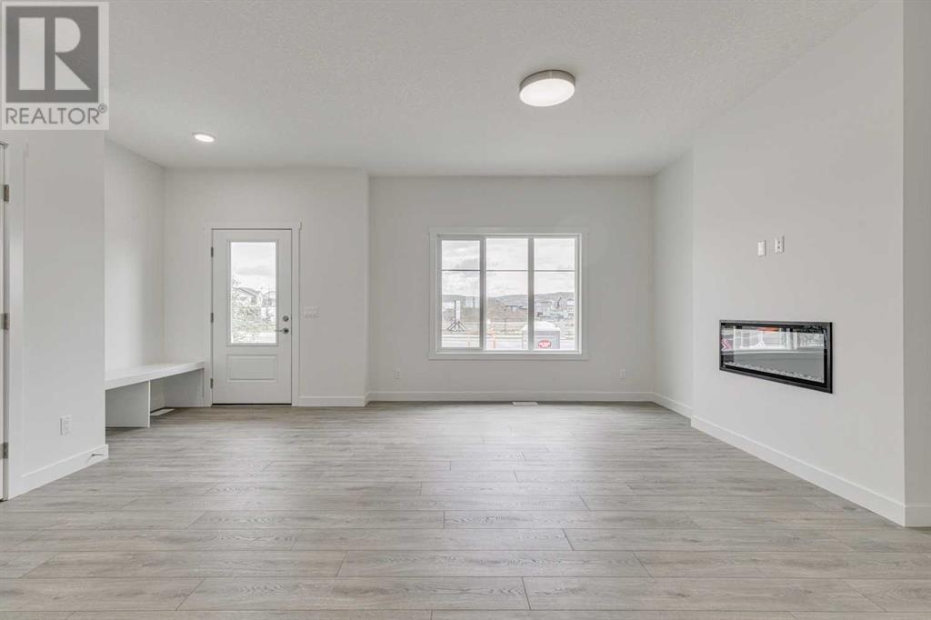 Single Family House for Sale in  Sheriff King Street Pine Creek Calgary 