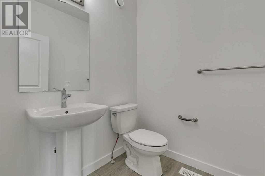 Single Family House for Sale in  Sheriff King Street Pine Creek Calgary 