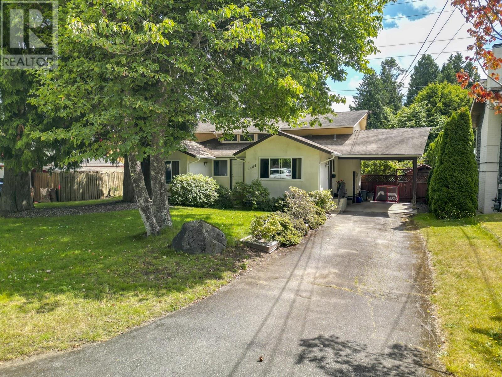 Photo 2 of 1484 53 A Street, Delta BC