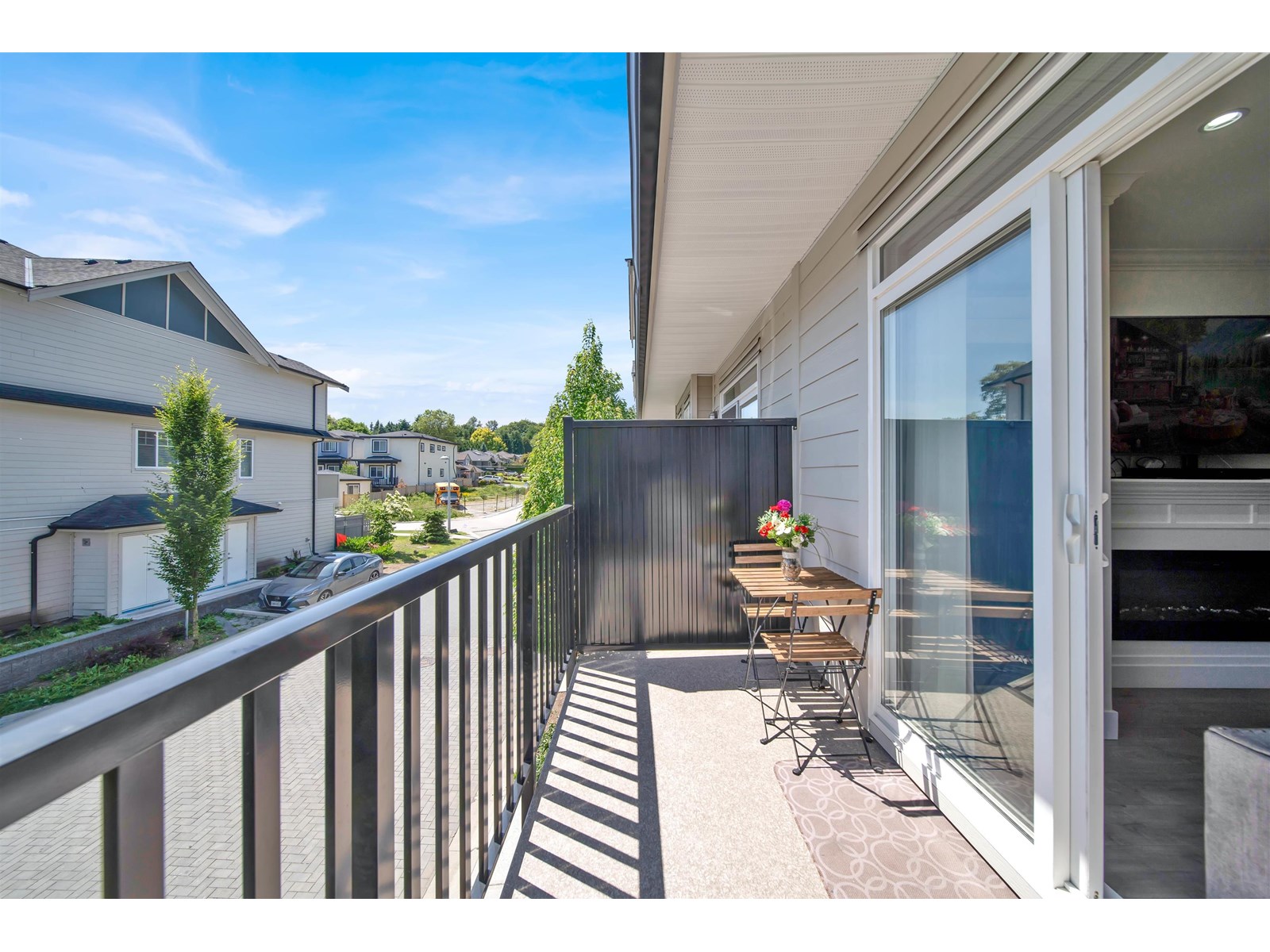 Photo 6 of 20 13898 64 Avenue, Surrey BC