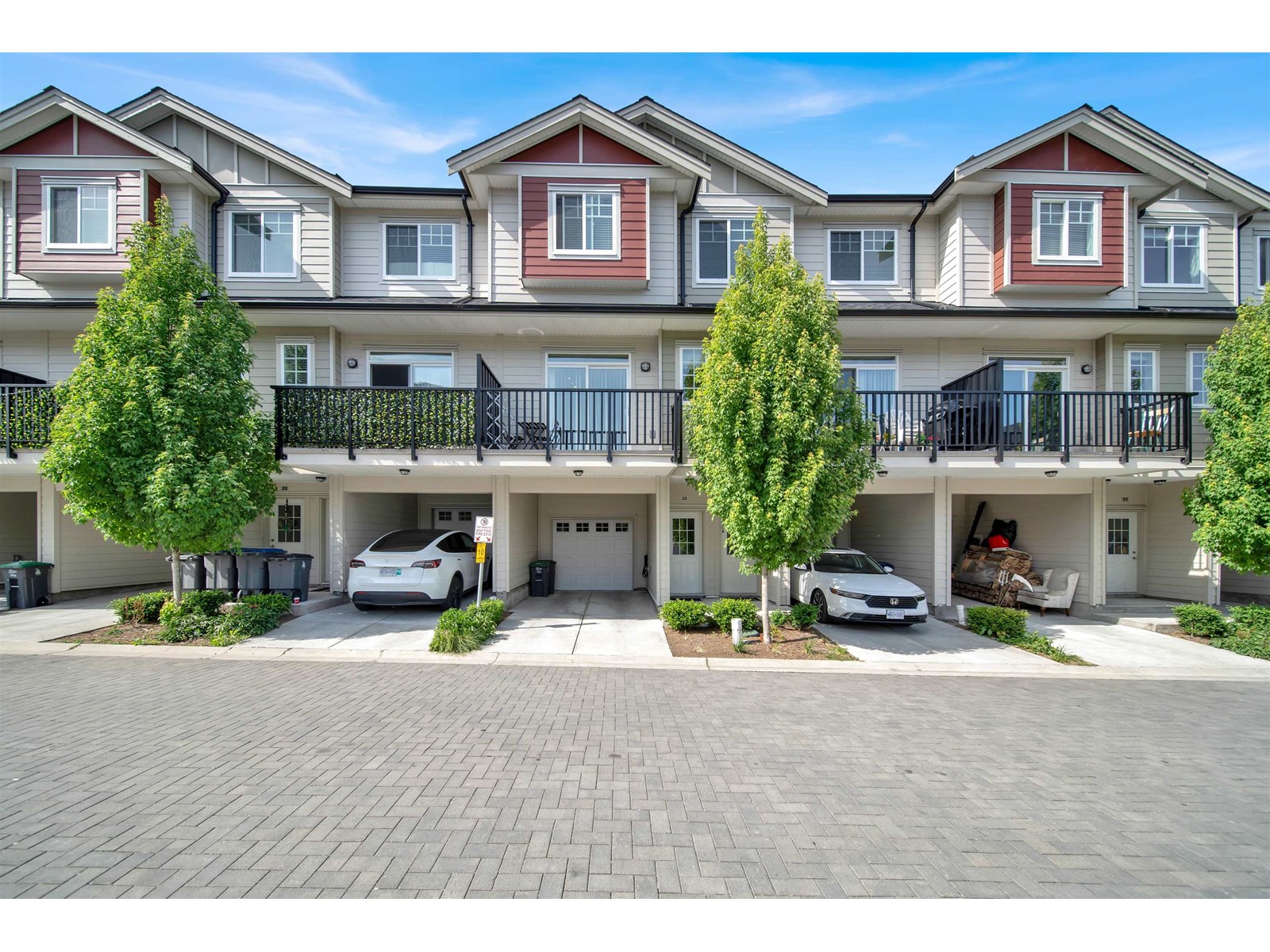 Photo 32 of 20 13898 64 Avenue, Surrey BC