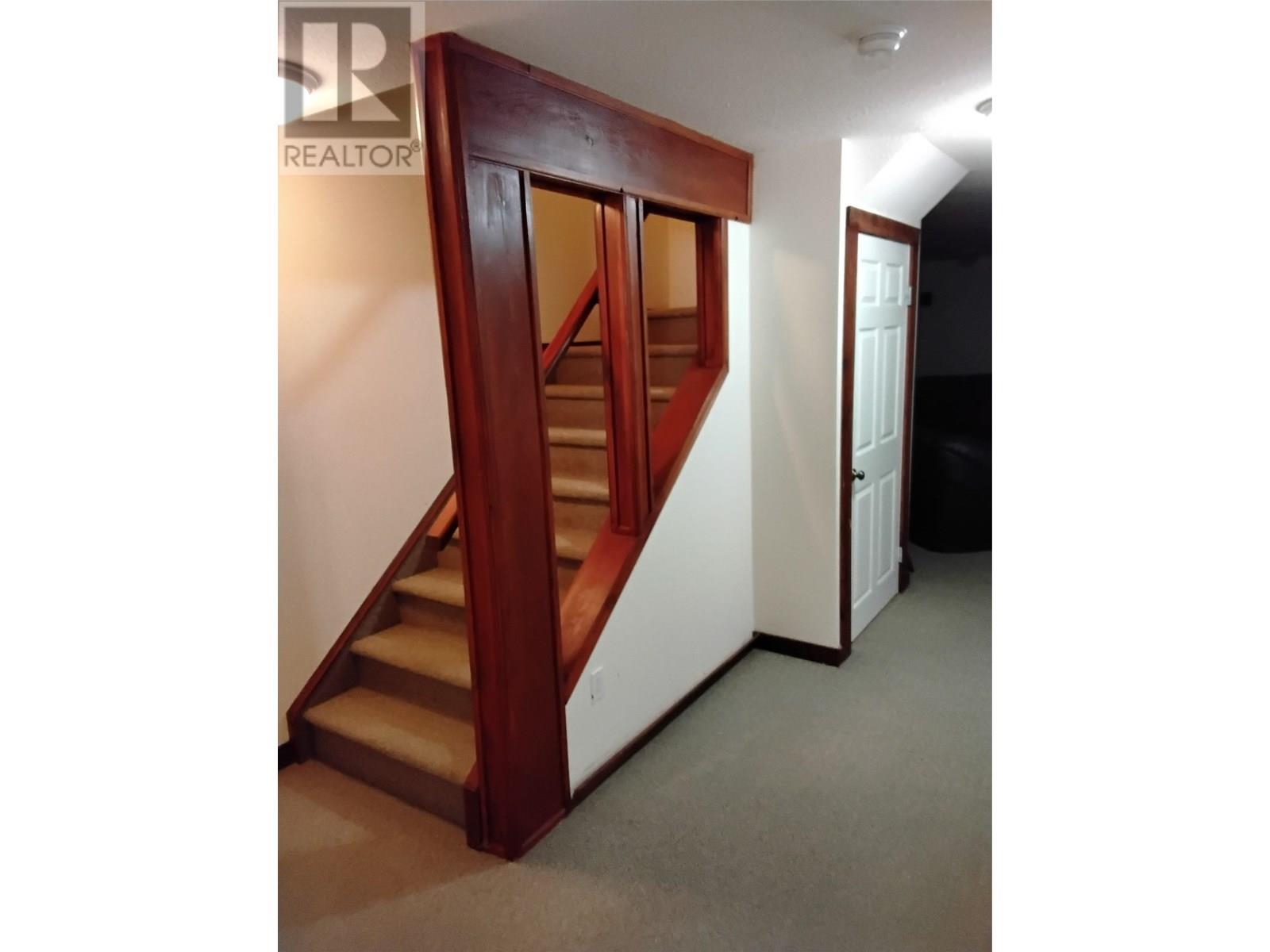 453 13TH Avenue, Invermere