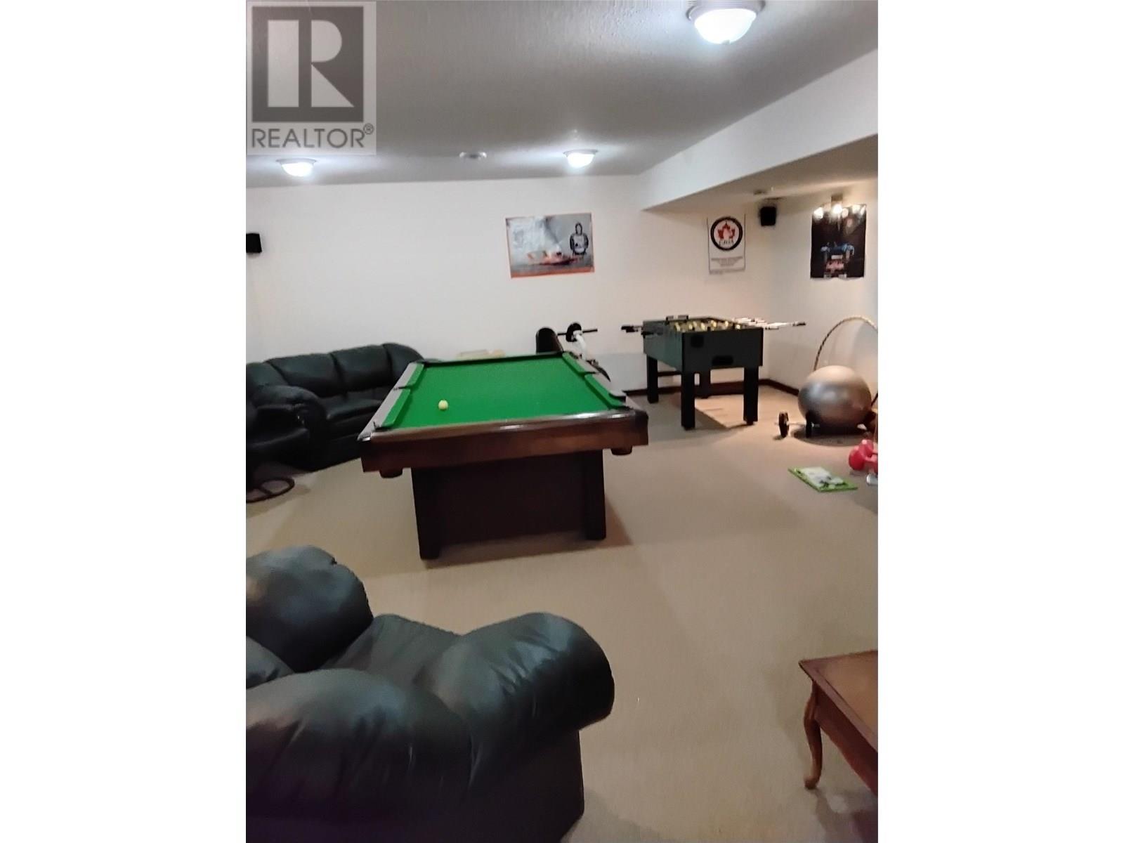 453 13TH Avenue, Invermere